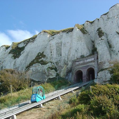Appart En 1Er Etage A 120M De La Mer ル・トレポール エクステリア 写真